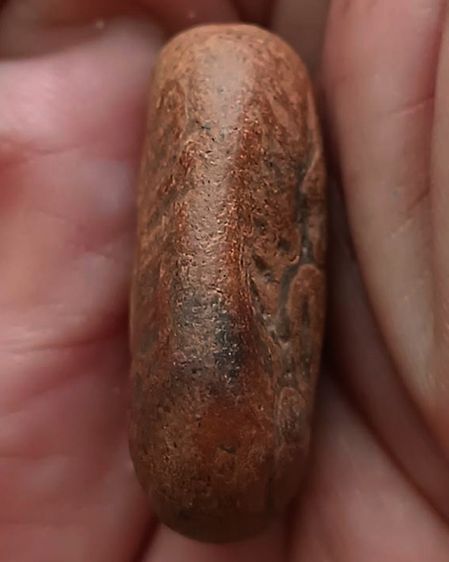 พระเนื้อดิน พิมพ์ 2 หน้าเก่าๆ สูง 3 ซ.ม.เศษ พระบ้านเก่าเก็บหลายสิบปี ไม่ทราบกรุ-เกจิท่านใดสร้าง รูปที่ 3