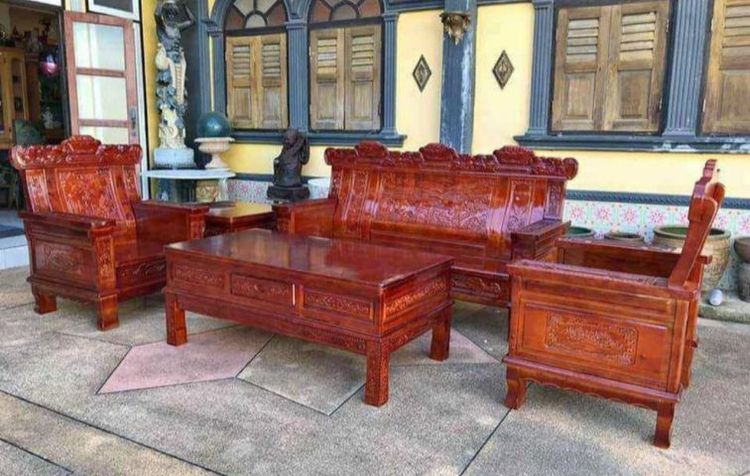 น้ำตาล 4+ ที่นั่ง ชุดรับแขกไม้สนจีน