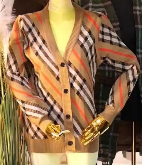 เสื้อผ้าราคาพิเศษโปร7.7 สนใจรีบทักด่วน  รูปที่ 2