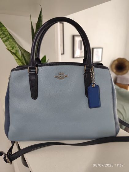 ไม่ระบุ หลากสี หนังแท้ กระเป๋าหนัง COACH สีทูโทน มือสองขายตามสภาพ