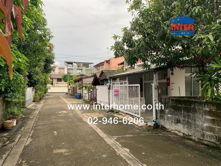 ทาวน์เฮ้าส์ 3 ชั้น 45 ตร.ว. หมู่บ้านชวนชื่น ใกล้เดอะพาซิโอทาวน์ รามคำแหง ซอยรามคำแหง102 ถนนรามคำแหง เขตบางกะปิ กรุงเทพมหานคร