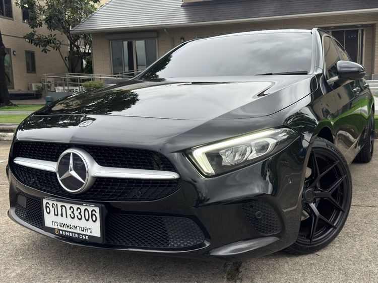 รถ Mercedes-Benz A-Class A200 สี ดำ
