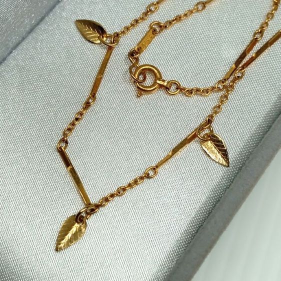 จิวเวอรี่ สร้อยคอและจี้ 🔖สร้อยคอสีทองเค แต่งใบไม้ตุ้งติ้ง ของจริงสวยมาก งานจากญี่ปุ่น