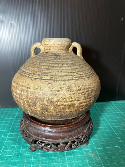 กระปุกใหญ่เคลือบน้ำตาล ศรีสัชนาลัย บ้านป่ายาง รูปที่ 2