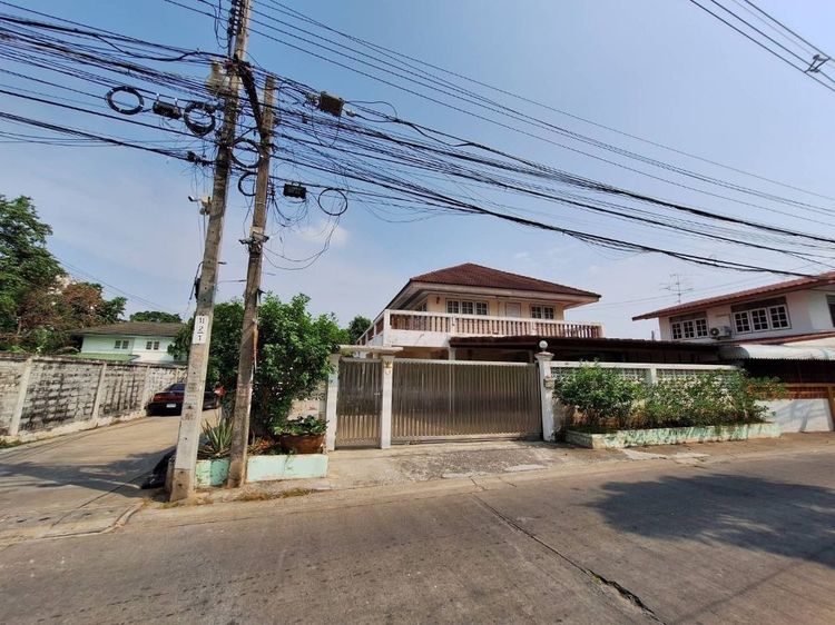 ตกแต่งครบ ขายบ้านเดี่ยวนนทบุรี 2 ชั้น หลังมุม เจ้าของสร้างเอง โครงสร้างแข็งแรง ทำเลทอง ใกล้เซ็นทรัล-MRTสายสีม่วง เพียง 5 นาที รูปที่ 2