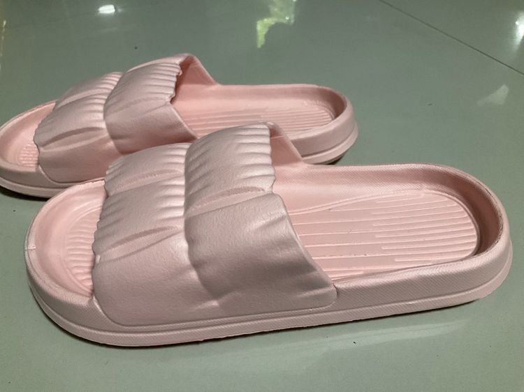 รองเท้าแตะ พื้นนิ่ม สีชมพูอ่อน เบอร์ 36-37 มือหนึ่ง 30 บาท รูปที่ 2
