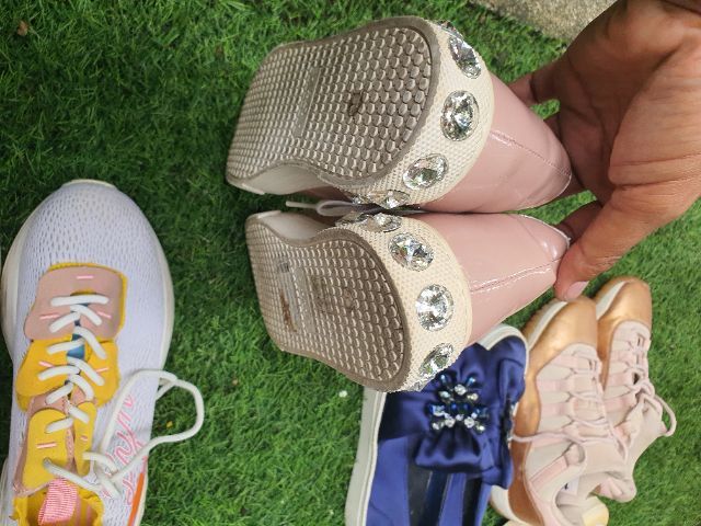 รองเท้าผ้าใบผู้หญิงไซส์39แท้ทุกคู่ รูปที่ 5