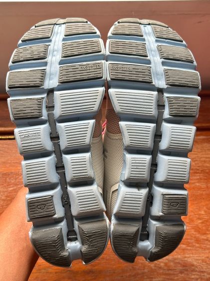 On Cloud 5แท้ สภาพสวย รูปที่ 5