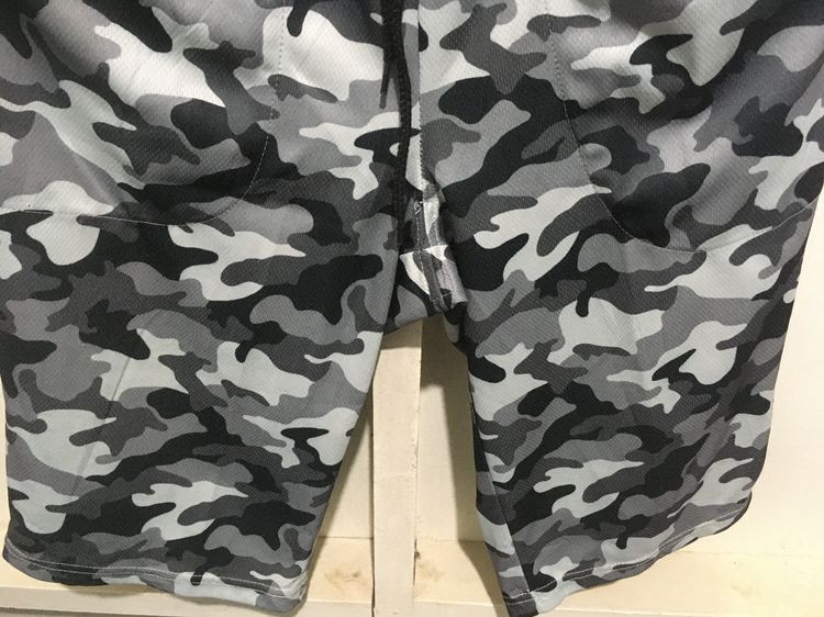 กางเกง ขาสั้น แบรนด์ OUTDOOR สีลายพรางขาวดำ รูปที่ 5
