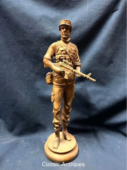 รูปปั้น ทหาร ทองเหลืองสะสม