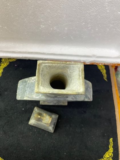 โถหิน แกะสลักลายรถม้า สะสม รูปที่ 9