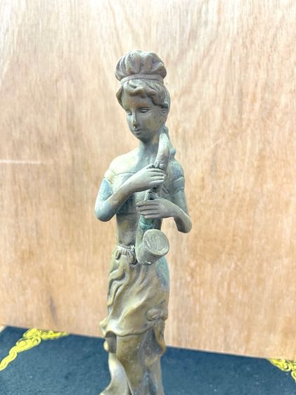 รูปปั้น ผู้หญิงเป่าแซกโซโฟน ทองเหลืองสะสม รูปที่ 6