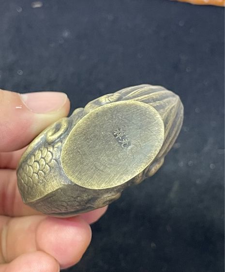 ขวดยานัตถ์ ปลามังกร ทองเหลืองดุนลาย สะสมA3 รูปที่ 4