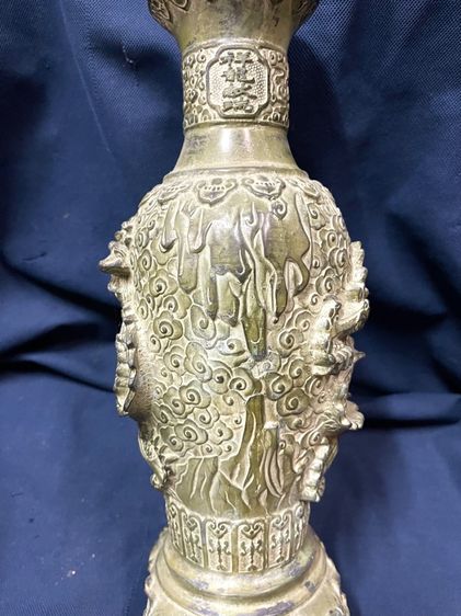 แจกัน มังกร ทองเหลืองใบใหญ่ สะสมA1 รูปที่ 16