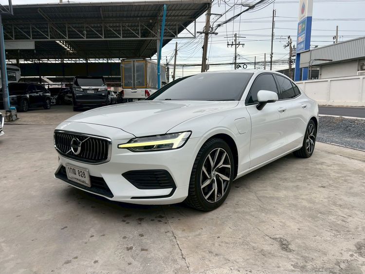 Volvo S60 2020 2.0 Recharge Ultimate T8 Sedan เบนซิน ไม่ติดแก๊ส เกียร์อัตโนมัติ ขาว รูปที่ 2