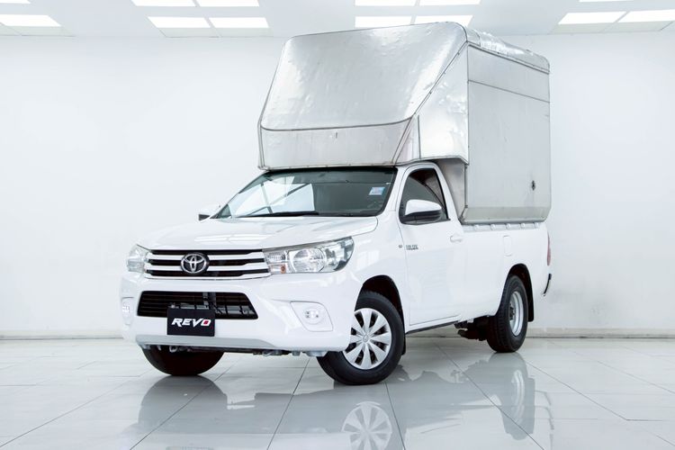 รถ Toyota Hilux Revo 2.4 J สี ขาว