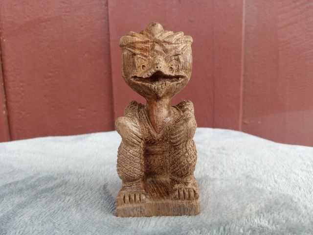 หนุมาน (ไม้แกะ)