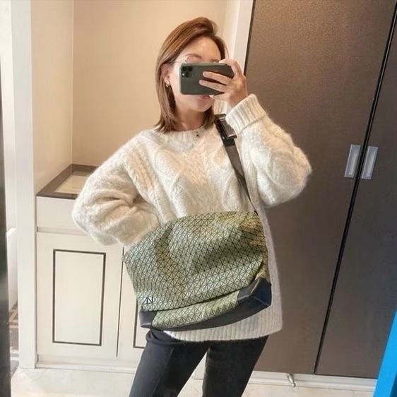 กระเป๋าสะพาย Bao Bao  รูปที่ 11