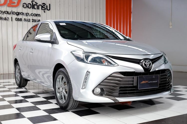 Toyota Vios 2021 1.5 Mid Sedan เบนซิน ไม่ติดแก๊ส เกียร์อัตโนมัติ บรอนซ์เงิน รูปที่ 3