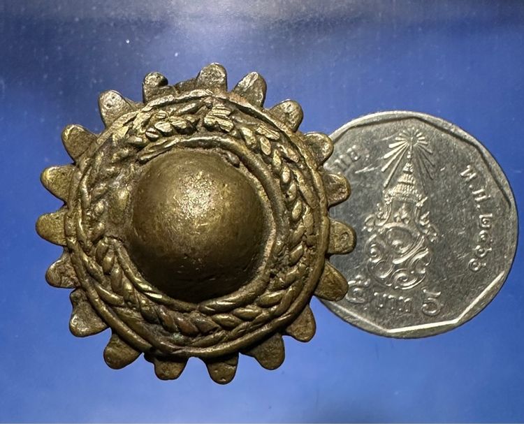 อื่นๆ ของเก่าโบราณ เนื้อสัมฤทธิ์(ไม่ทราบว่าเป็นแหวนหรือกระดุม)