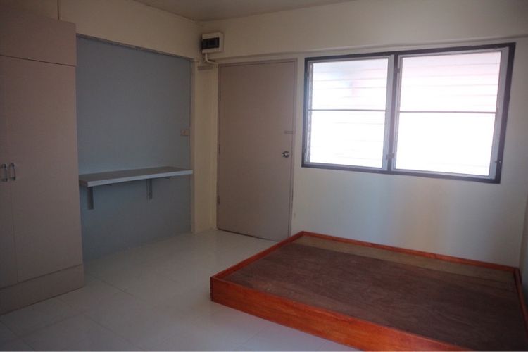 ตกแต่งครบ ขายอพาร์ทเมนท์ 4ชั้น ติดสถานีรถไฟใต้ดิน รูปที่ 3