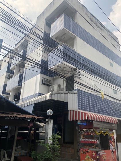 ขายอพาร์ทเมนท์ 4ชั้น ติดสถานีรถไฟใต้ดิน