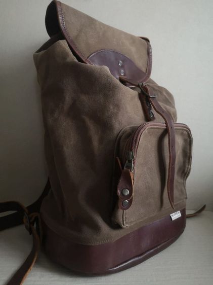 ขายกระเป้าเป้ผ้า สีเขียวทหานหนังน้ำตาลMade in Japan  สวยๆ รูปที่ 3