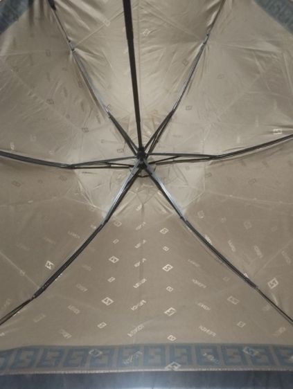 กร่ม FENDI  แท้ สวย รูปที่ 3