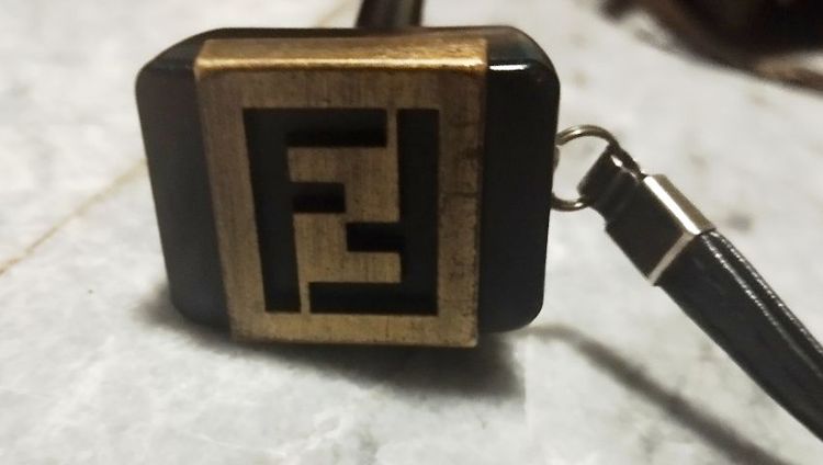 กร่ม FENDI  แท้ สวย รูปที่ 5
