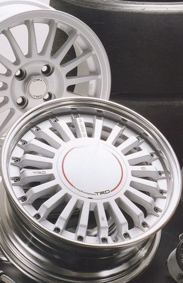 สติ๊กเกอร์ TWIN CAM 16 VALVE แท้ เก่าเก็บ ตรงรุ่น TOYOTA COROLLA EE-AE 90,92 สำหรับติดกระจกหลังด้านใน รูปที่ 6