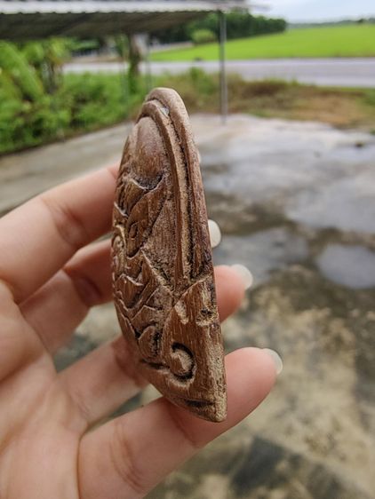 ราหูครูบาสายเหนือเนื้อไม้แกะ รูปที่ 3