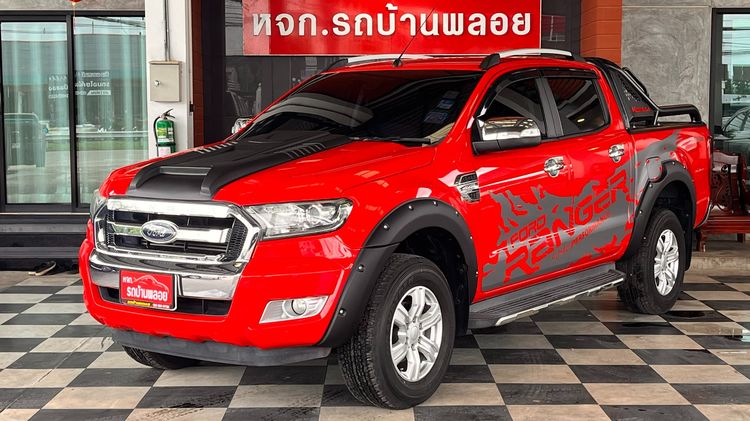 รถ Ford Ranger 2.2 Hi-Rider XLT สี แดง