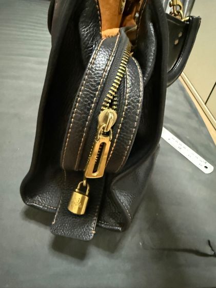 กระเป๋าถือและสะพาย รูปที่ 6