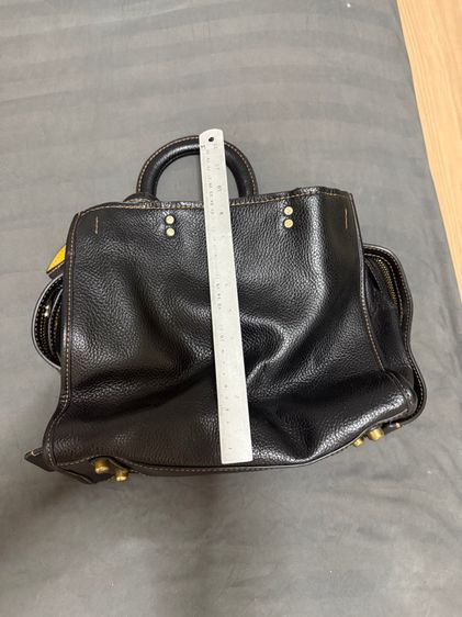 กระเป๋าถือและสะพาย