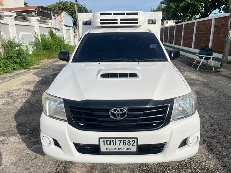 Toyota Hilux Vigo Champ 2014 2.5 J Single Cab Pickup ดีเซล ไม่ติดแก๊ส เกียร์ธรรมดา ขาว รูปที่ 2