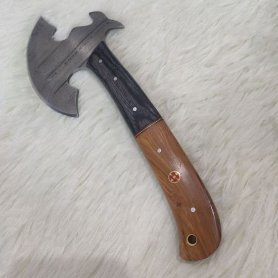 ขวาน viking งานสั่งทำ Axe Knife twist Damascus ด้ามไม้ olive wood ของใหม่ไม่ผ่านการใช้งาน รูปที่ 3