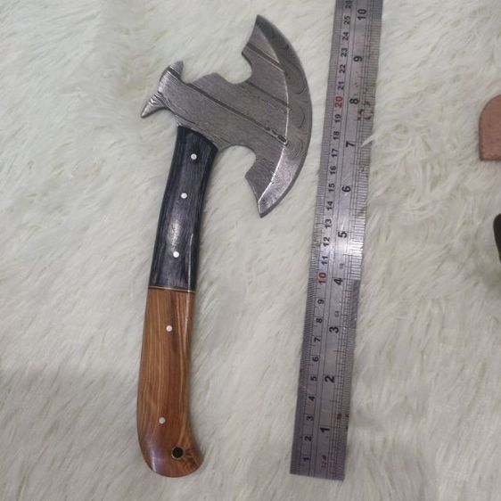 ขวาน viking งานสั่งทำ Axe Knife twist Damascus ด้ามไม้ olive wood ของใหม่ไม่ผ่านการใช้งาน รูปที่ 10