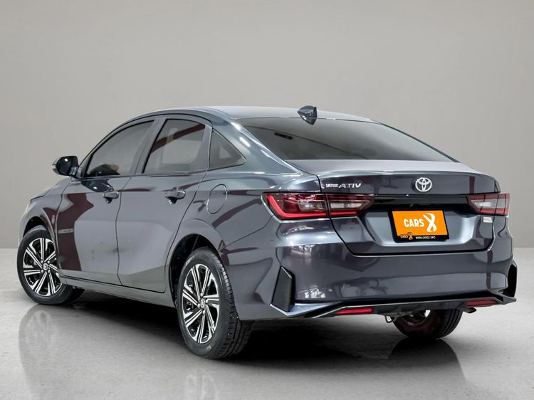 Toyota Yaris 2024 1.2 Smart Sedan เบนซิน ไม่ติดแก๊ส เกียร์อัตโนมัติ เทา รูปที่ 4