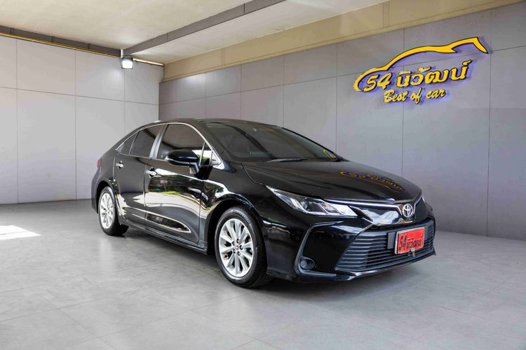 รถ Toyota Altis 1.6 G สี ดำ