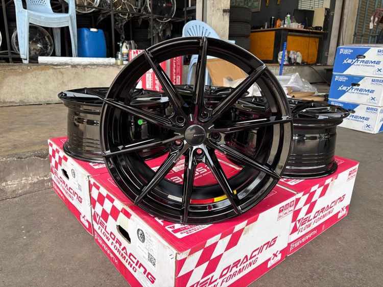 ล้อแม็กมือ1 ขอบ18 R13 5รู114 กว้าง8.5 ออฟ35 สีดำเงา ล้อเบา FLOW FORMING งานSEVENFIFTH งานสวยมากๆ รูปที่ 4