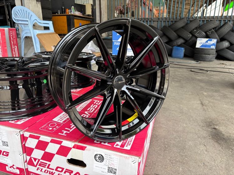 ล้อแม็กมือ1 ขอบ18 R13 5รู114 กว้าง8.5 ออฟ35 สีดำเงา ล้อเบา FLOW FORMING งานSEVENFIFTH งานสวยมากๆ รูปที่ 6