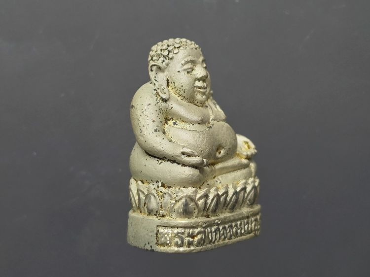 พระสังกัจจายน์ เนื้อเงิน รุ่นอุดมสุข พลเอก เชาวลิต ยงใจยุทธจัดสร้าง พิธีพุทธาภิเษก วัดสระเกศราชวรมหาวิหาร ปี2539 พร้อมกล่องเดิม รูปที่ 6