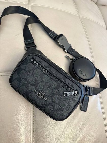 กระเป๋าคาดอก Coach รูปที่ 4