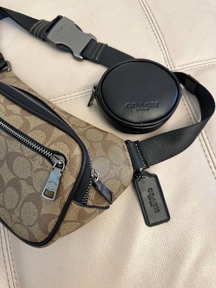 กระเป๋าคาดอก Coach รูปที่ 12