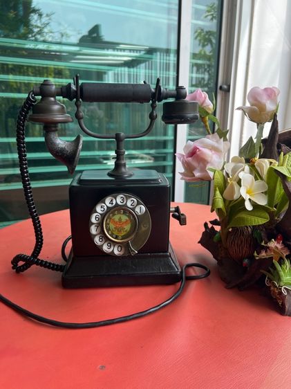 โทรศัพท์โบราณ