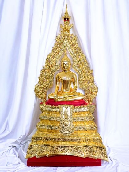 พระพุทธชินสีห์ ขนาดบูชา วัดชิโนรส กรุงเทพ ปี2536 ในหลวงรัชกาลที่9 เสด็จเททอง เนื้อทองเหลือง ปิดทองแท้ หน้าตัก 9 นิ้ว