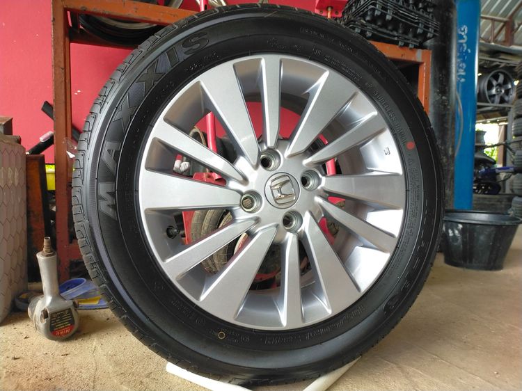 แม็กฮอนด้า ขอบ15 สีเดิมป้ายแดง พร้อมยางแม็กซิส 185 60 15 ปี25 ใส่ city jazz ได้ทุกรุ่น รูปที่ 2