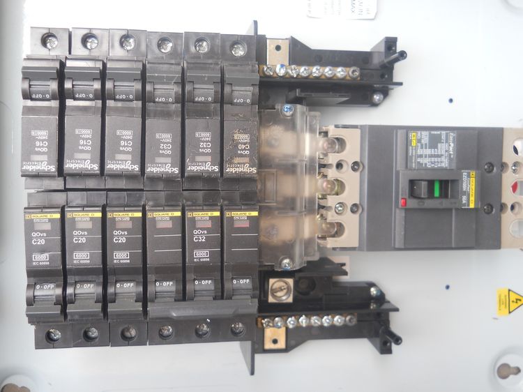 ตู้โหลด50A12ช่อง รูปที่ 6