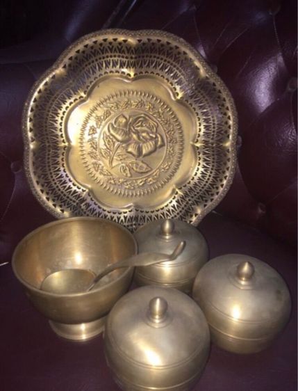 ชุดตักบาตรทองเหลือง