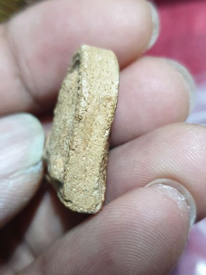 พระผงหลวงปู่ดี วัดบ้านคำฮี ผสมผงพระสมเด็จบางขุนพรม หายาก พบเจอได้น้อยสภาพสวยสมบูรณ์ไม่ผ่านการใช้ รูปที่ 7